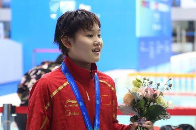 女孩走上10米跳台CQ9电子游戏平台(图18)