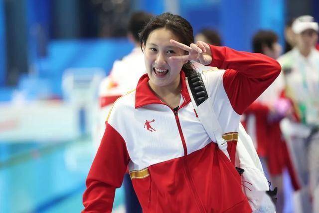 女孩走上10米跳台CQ9电子游戏平台(图19)