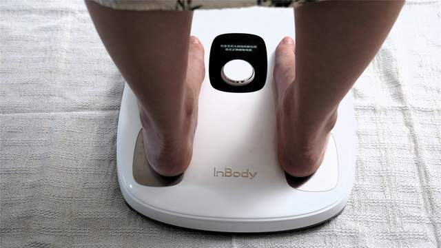 ：3频8电极+12项数据+97%准确率有点全面CQ9电子有限公司InBody体脂秤H30评测(图12)